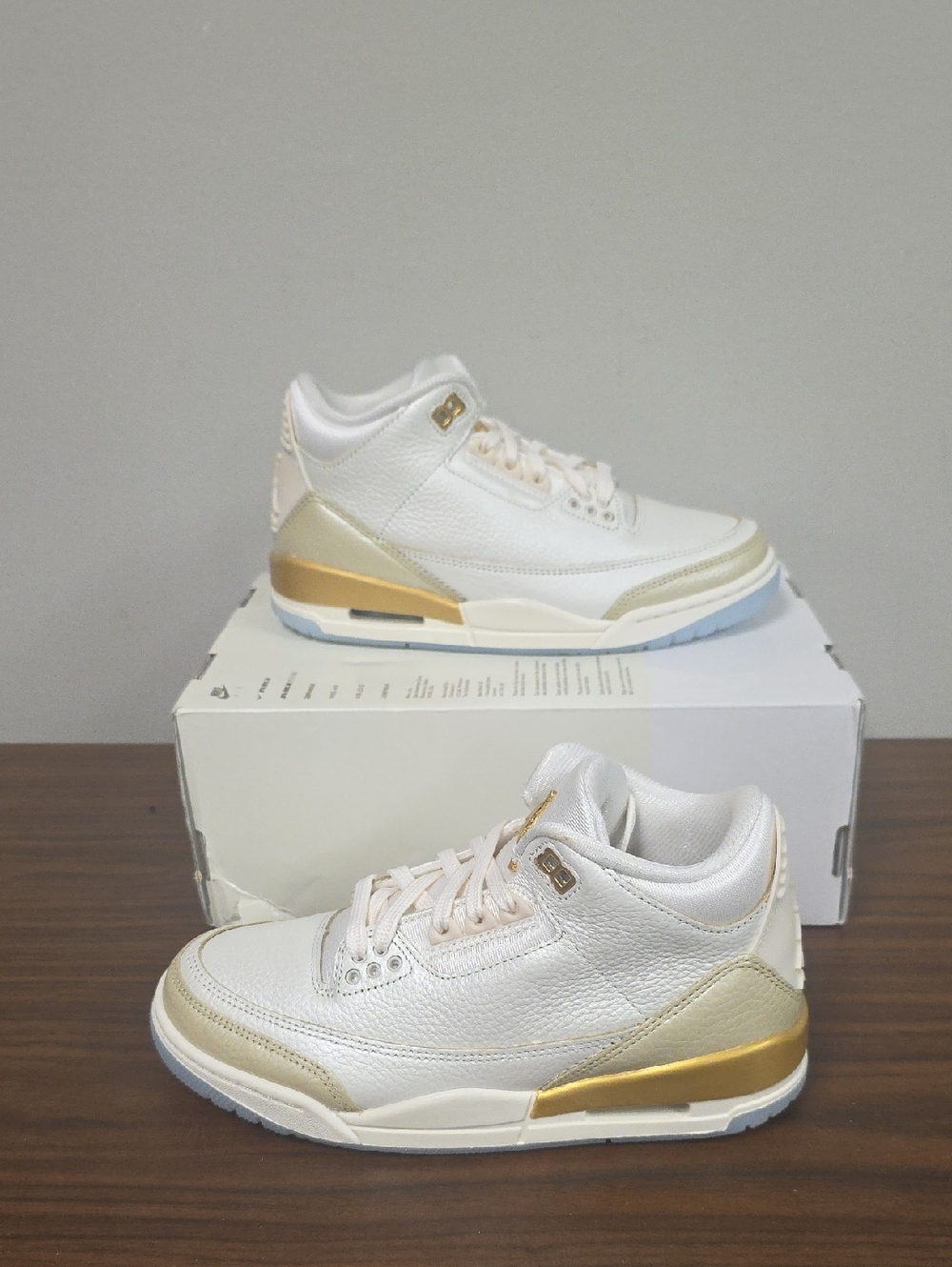 Air Jordan 3 Retro Champagne Metallic Gold Women's Size 6 IB2255-100 New